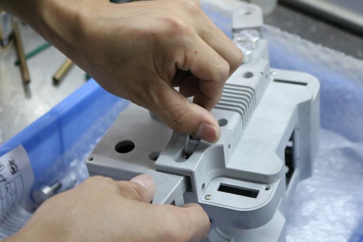 五金精密零件加工產品工藝之 【工序的集中與分散】