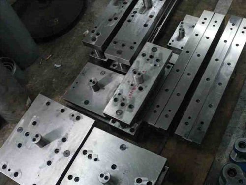 沖壓模具加工廠家 模具加工廠家 三度機械來電洽談 查看